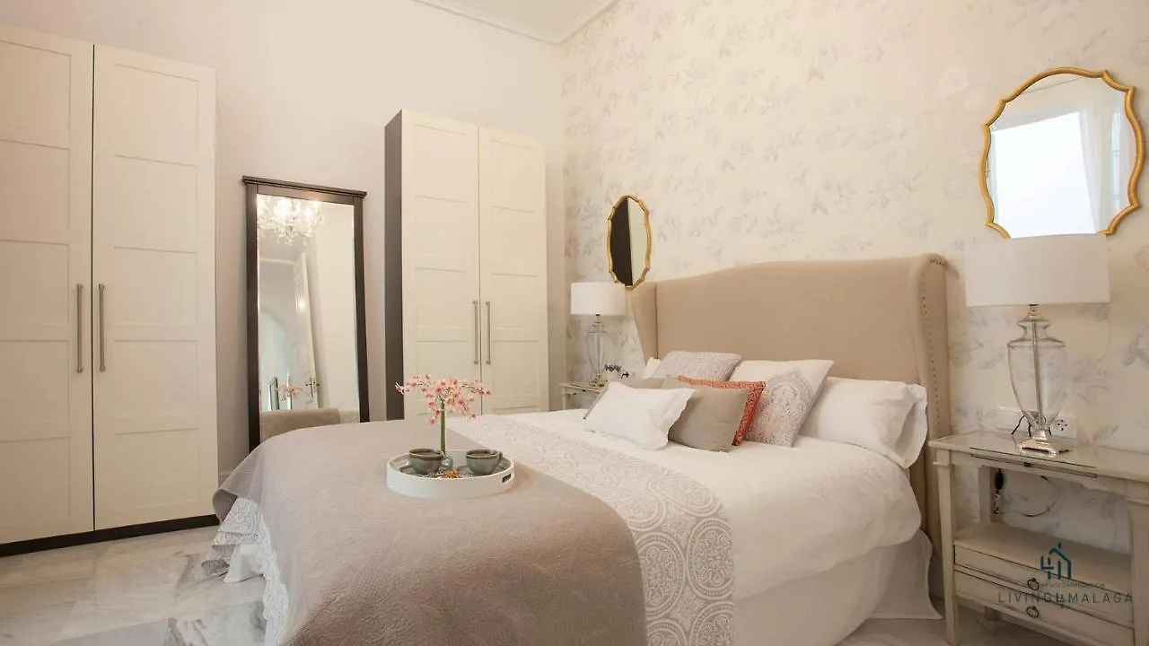 Living4Malaga Aduana Presidential Daire